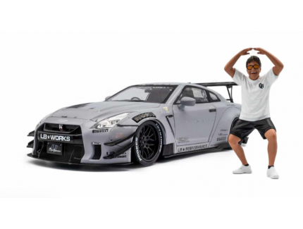 NISSAN GTR LIBERTY WALK + FIGURINE SOLIDO 1/18°